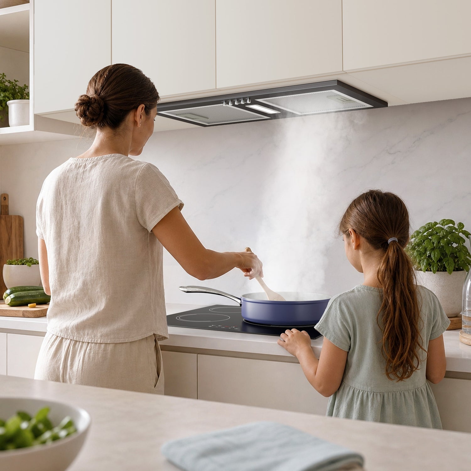 Hotte intégrée 52 cm noire sous meuble de cuisine Ciarra CBCB5937A
